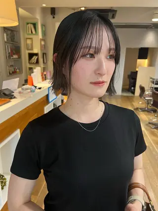 ミディアム 松本 夏海のヘアスタイル