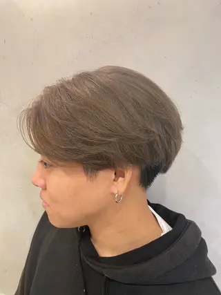 ショート カラー メンズ 池西 佳穂のヘアスタイル