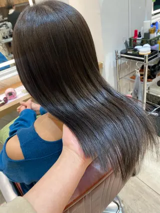 ハイトーン×ショート /RINのヘアスタイル