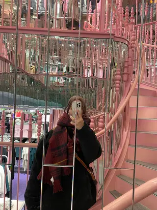 セミロング カラー ヘアアレンジ なつき/艶ピンク/ girly hairのヘアスタイル