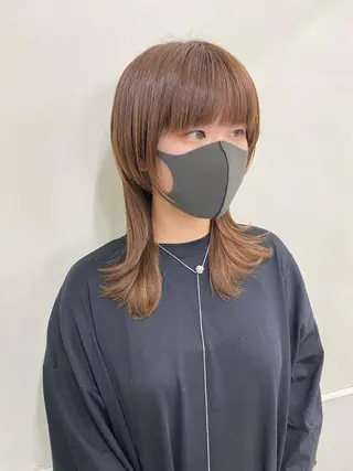 ミディアム カラー マツエク・マツパ レイヤーウルフ エクステ磯部のヘアスタイル