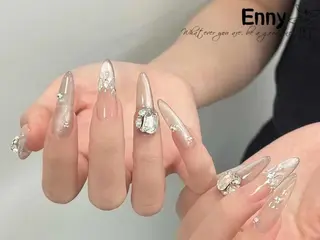 ネイル Nailsalon Ennyのネイルデザイン