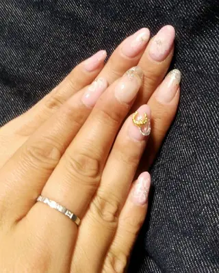 ネイル 芦原 嘉子のネイルデザイン