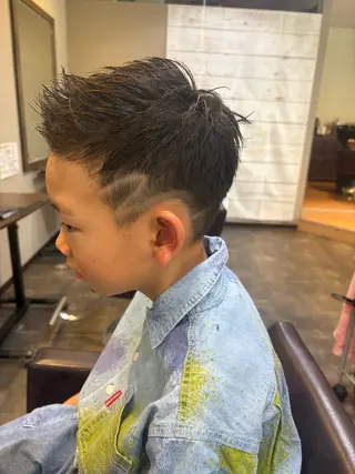 キッズ kamibito東大阪店所属・加藤 大貴のヘアスタイル