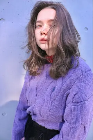 セミロング カラー 似合わせカラーパーマ 🌿kitin米川のヘアスタイル