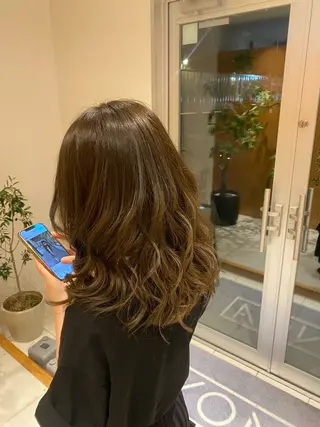 ミディアム カラー 🕊️小顔カット 暖色系🍒/偉楓のヘアスタイル