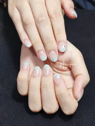 ネイル XIXI 🦁のネイルデザイン