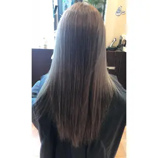 ロング やまぐち まりんのヘアスタイル