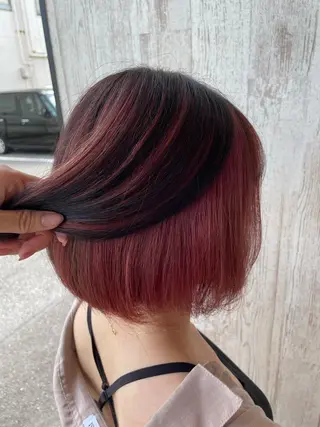 カラー 岡村 真子のヘアスタイル