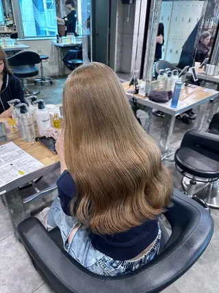 カラー 海外トレンドヘア🤍 sumireのヘアスタイル