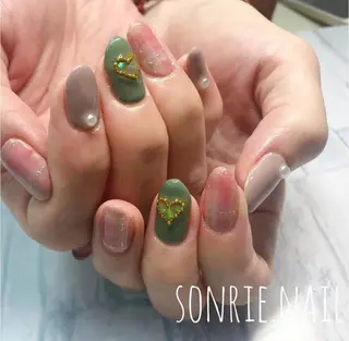 ショート カラー パーマ ヘアアレンジ メンズ ネイル マツエク・マツパ 美容室 ソンリエのヘアスタイル