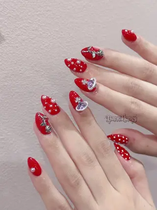 ネイル Dark Honey Susuのネイルデザイン