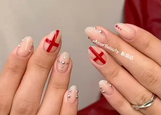 ネイル Kaka_ パラジェル、長さだしのネイルデザイン