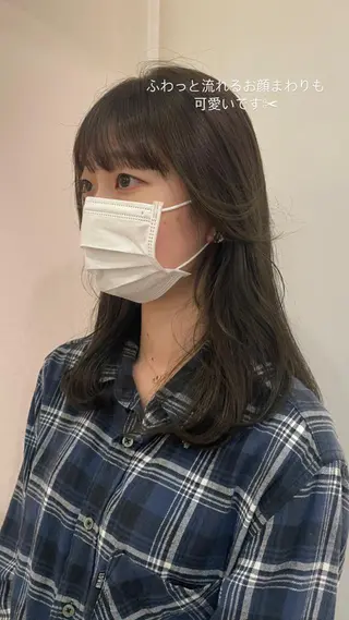 ロング LOREN/ miuのヘアスタイル