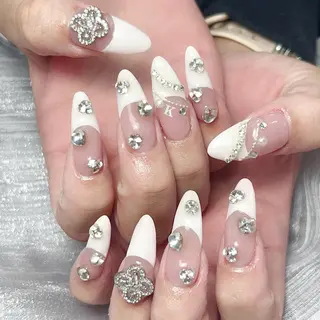 ネイル Elegantbea utyナナコのネイルデザイン