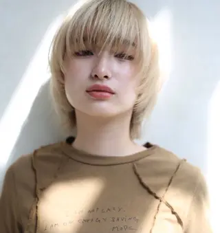 ミディアム Inity shojiのヘアスタイル