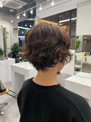 ショート パーマ 門崎未依/レイヤー/ メンズカット🪿🌼のヘアスタイル