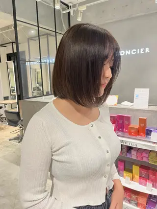 ショート カラー Juna✂️ レイヤー / ボブのヘアスタイル