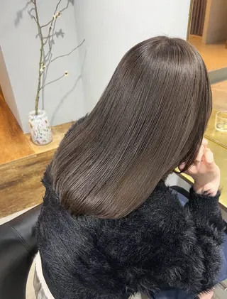 ミディアム カラー ALLY(アリー)所属・akane/ボブ /オリーブ/ブラウンのヘアスタイル