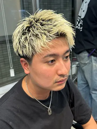 カラー メンズ fifth men's原宿所属・原宿/fifth/ ブリーチ特化/カズのヘアスタイル