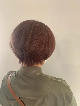ショート カラー 加藤 綾華のヘアスタイル