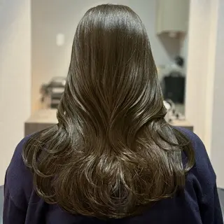 ロング カラー ケアブリーチ Ⅰ 髪質改善カラーのヘアスタイル