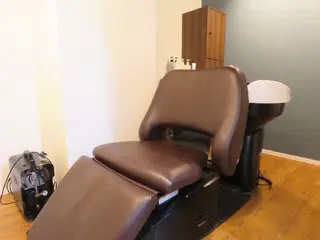 スパニスト 中川のヘアスタイル