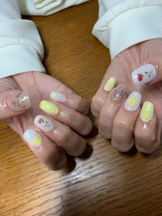 ネイル 大崎 奈々のネイルデザイン