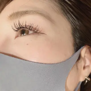 マツエク・マツパ ユウナ /難波/ 推し活美容師のヘアスタイル