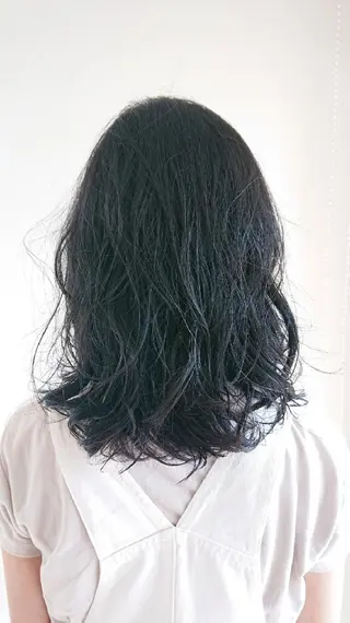 セミロング 林慶吾/ショートボブ /デザインカラーのヘアスタイル