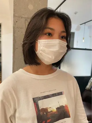 ショート カラー パーマ ヘアアレンジ ネイル マツエク・マツパ Miku /ブリーチ/ボブのヘアスタイル