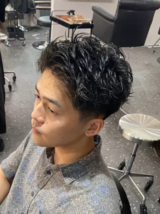 メンズ パーマ/ダブルカラー ブリーチ⭐️海斗のヘアスタイル