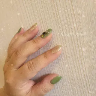 ネイル 石田 由紀のネイルデザイン