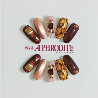 ネイル Nail  Aphroditeのネイルデザイン