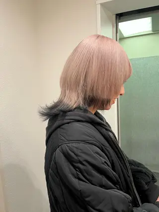 ミディアム カラー ユナ🎀レイヤー /韓国/ハイトーンのヘアスタイル