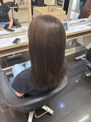 カラー 山本 紅葉のヘアスタイル