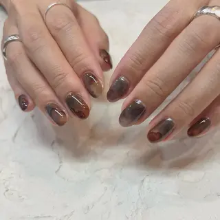 ネイル Chula.nail&eye 香里園店所属・片野坂 涼夏のネイルデザイン