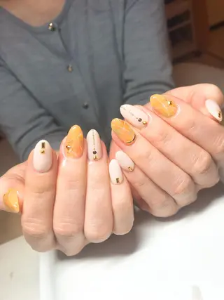 ネイル 木槿所属・吉冨 光恵のネイルデザイン