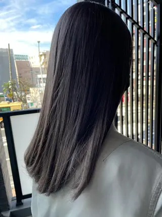 ミディアム カラー 岡屋 瞬のヘアスタイル