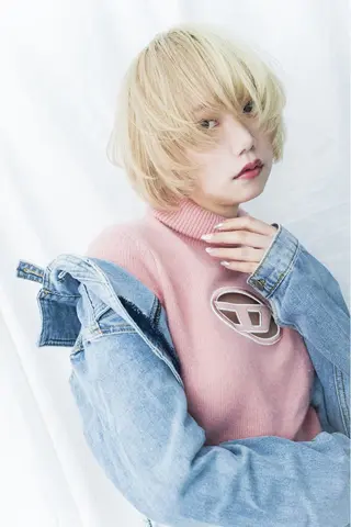 agir hair 池袋【アジールヘア】池袋駅東口店所属・インナーカラー特化 🐬HIKARU🐬のヘアスタイル