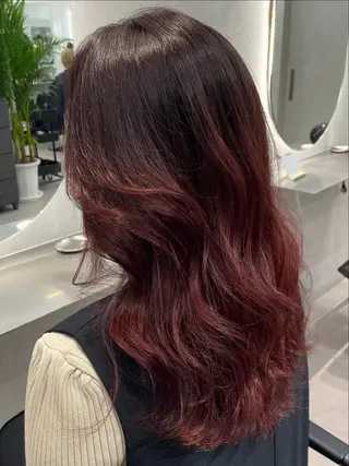 ロング カラー 吉田 璃玖のヘアスタイル