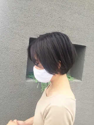 ショート maco 艶感ハイトーン🦋のヘアスタイル