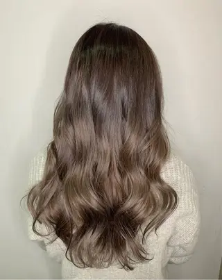 ロング カラー エミュスト心斎橋所属・🎨カラー&髪質改善 松葉優希のヘアスタイル