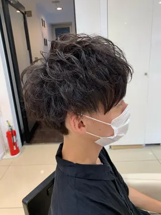 ショート パーマ ヘアアレンジ メンズ IwAsh中山所属・✂︎中山ブリーチ・ パーマ✂︎露木智也のヘアスタイル