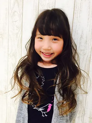 ロング カラー パーマ 駒田 拳児のヘアスタイル