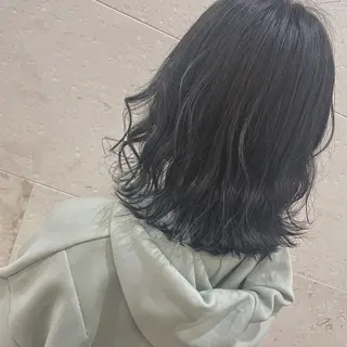 ミディアム 安田 柚月のヘアスタイル