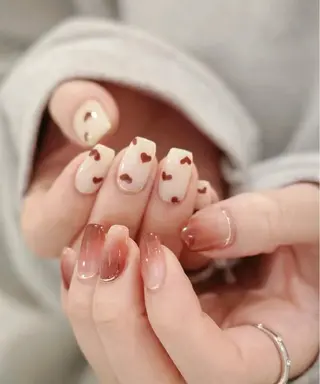 ネイル H&B 楊のネイルデザイン