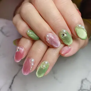 ネイル 石原 夕華のネイルデザイン