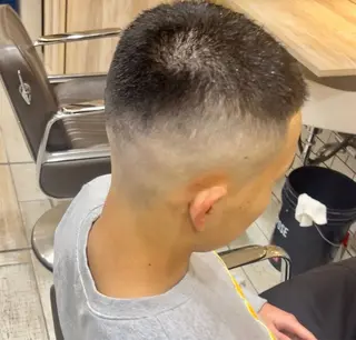 ショート 大山 慧也のヘアスタイル
