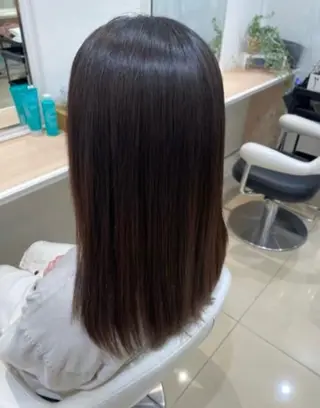 カラー 若槻 美有のヘアスタイル